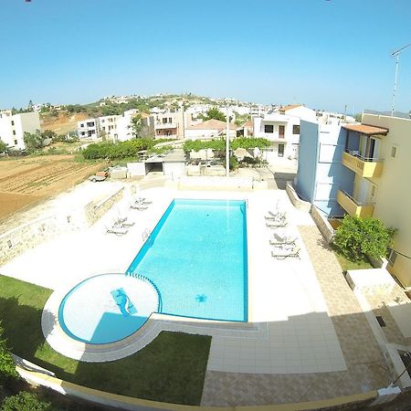 Irini Stalos Apartments エクステリア 写真