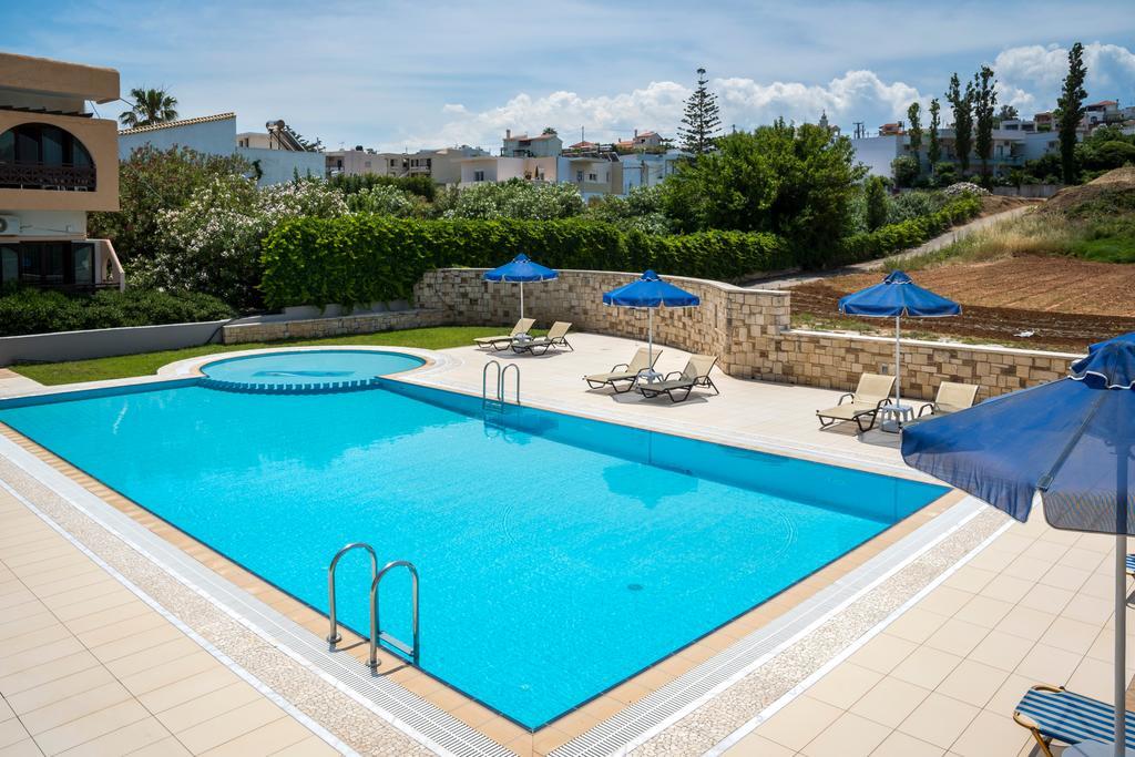 Irini Stalos Apartments エクステリア 写真