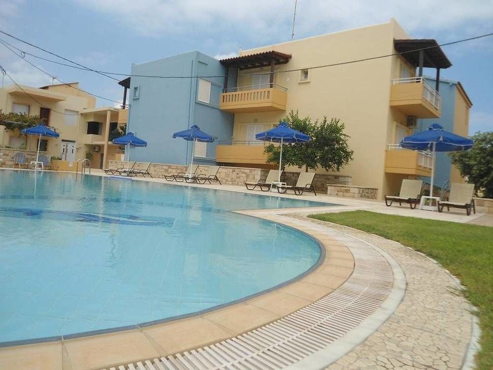 Irini Stalos Apartments エクステリア 写真
