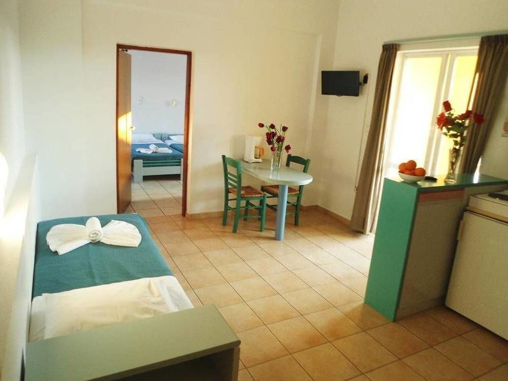 Irini Stalos Apartments エクステリア 写真
