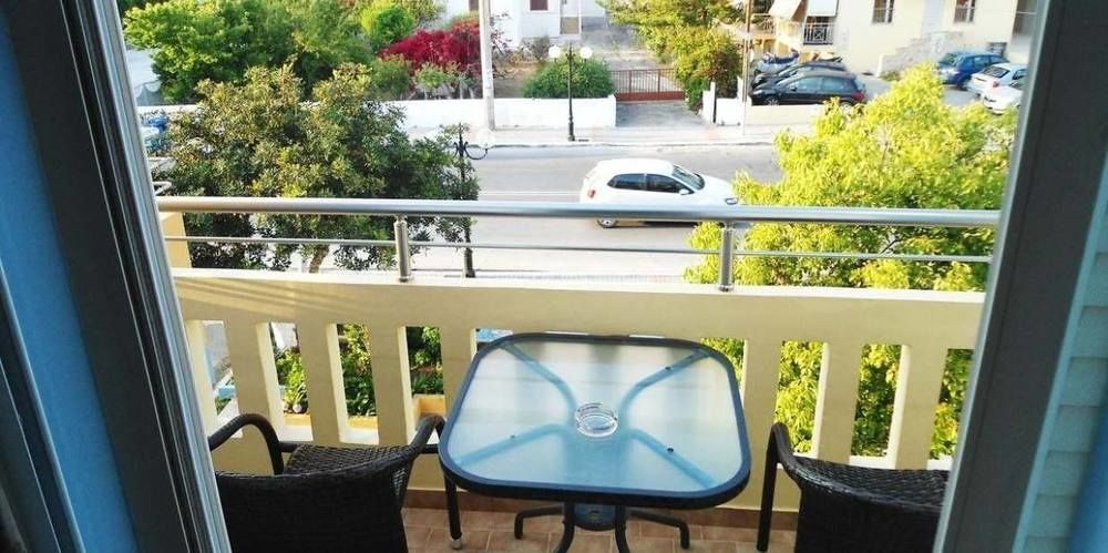 Irini Stalos Apartments エクステリア 写真