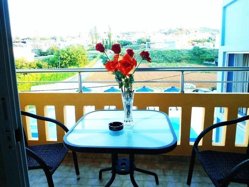 Irini Stalos Apartments エクステリア 写真