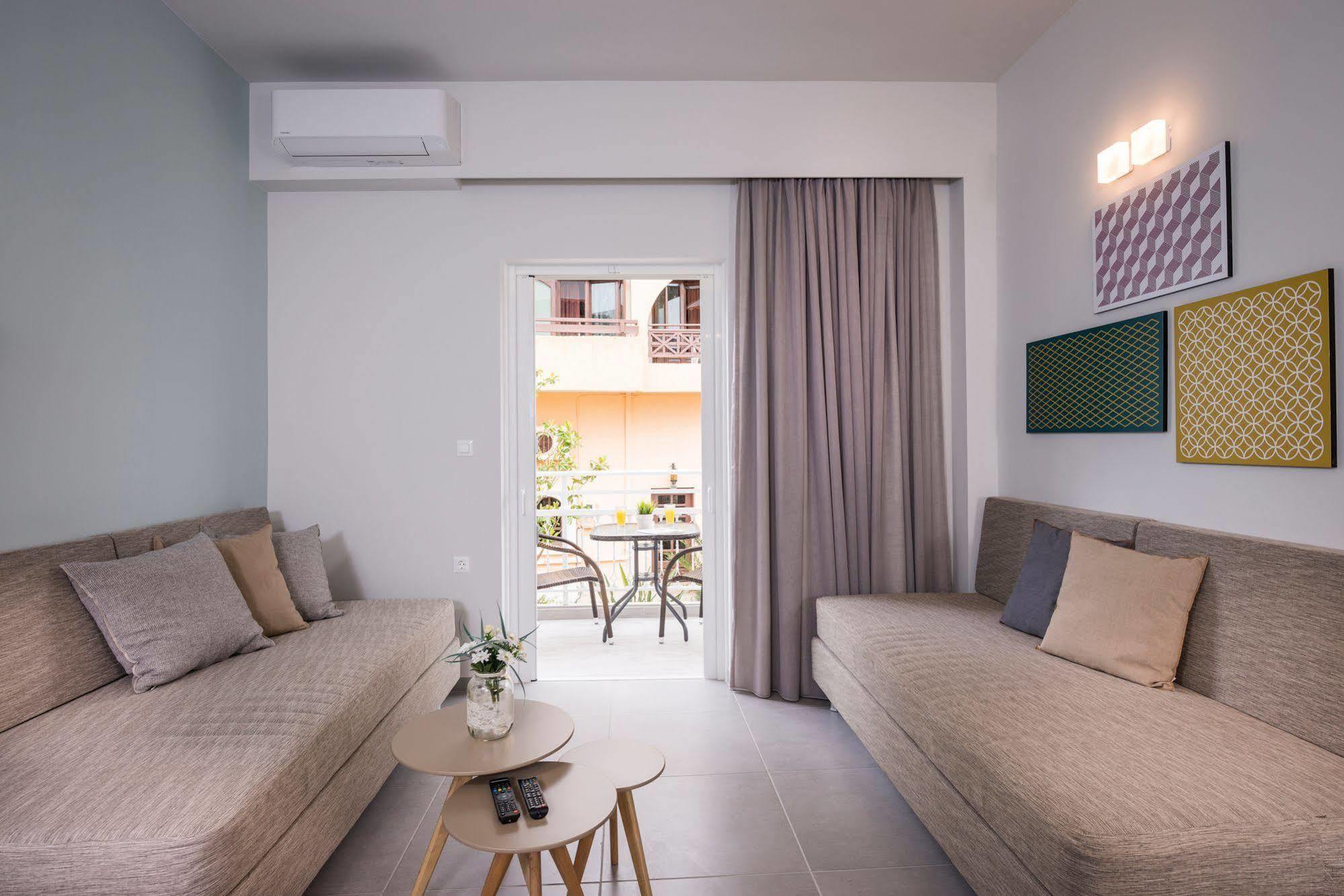 Irini Stalos Apartments エクステリア 写真