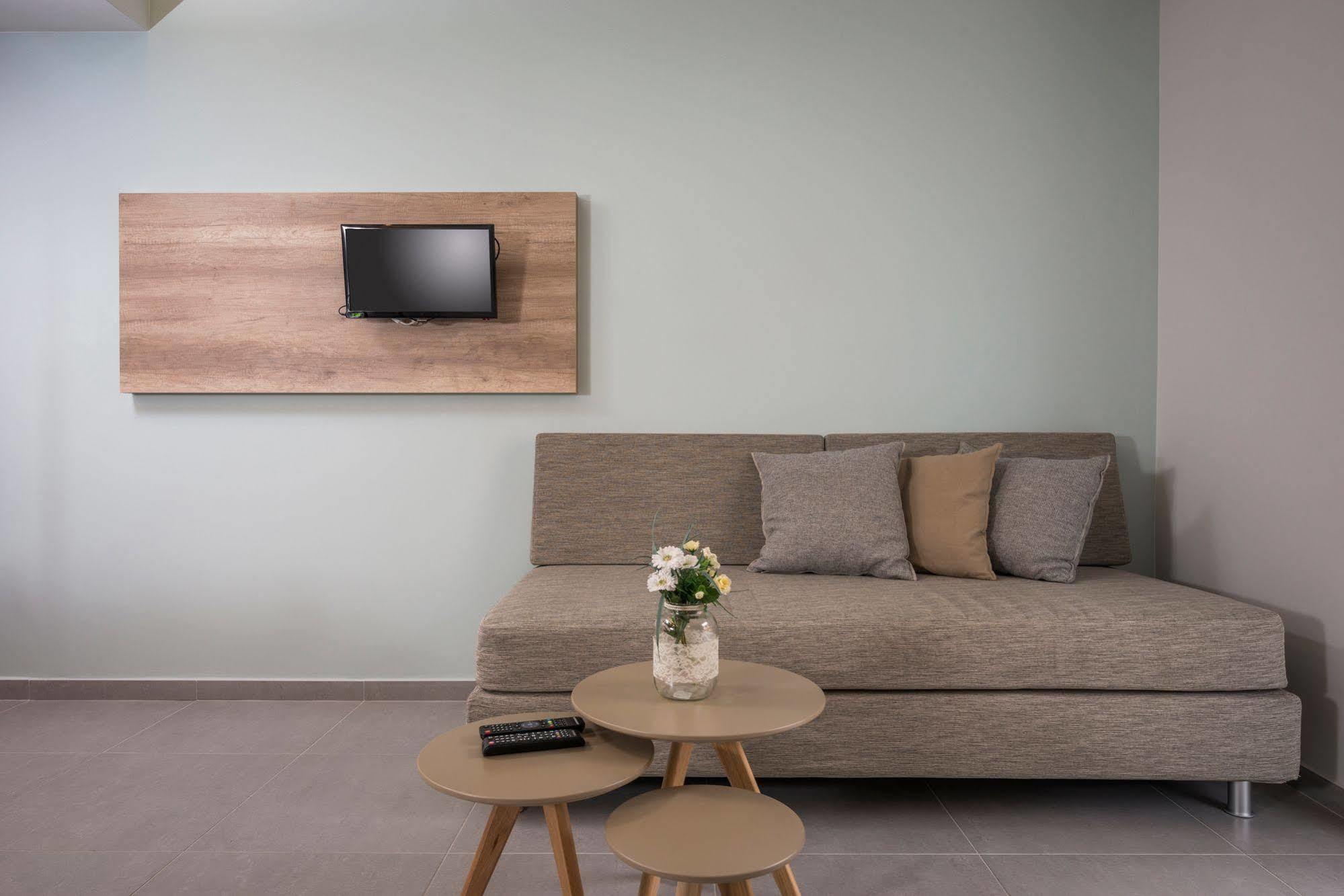 Irini Stalos Apartments エクステリア 写真